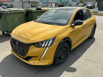 Peugeot e-208 GT Pano R.Cam Navi ACC LED SHZ Totwinkel