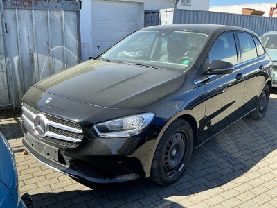 Mercedes-Benz B 250 e Plug-In Teil-Leder Tempomat dig.Cockpit