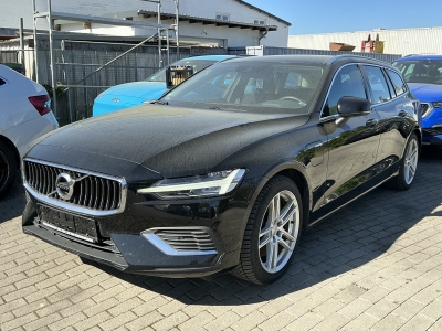 Volvo V60 Inscription Plug-In AWD Harman/Kardon AHK