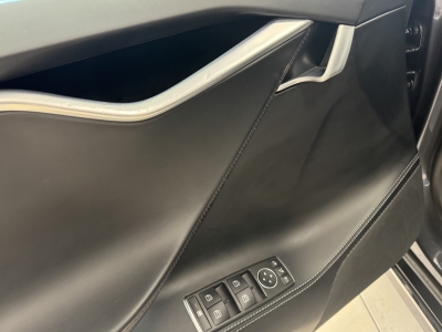 Tesla Model S 75D Komfort-Paket Autopilot Pano LED ACC