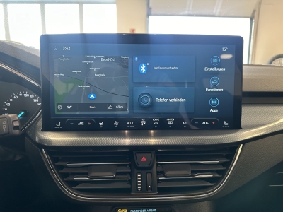 Ford Focus Active Crossover*LED*R-Cam*CarPlay*Navi*