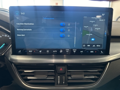 Ford Focus Active Crossover*LED*R-Cam*CarPlay*Navi*