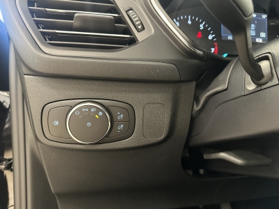 Ford Focus Active Crossover*LED*R-Cam*CarPlay*Navi*