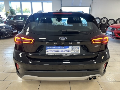 Ford Focus Active Crossover*LED*R-Cam*CarPlay*Navi*