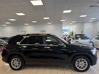 Mercedes-Benz GLE 300 d*RFK*NAVI*LED*WideScreen*SHZ*Ambiente*