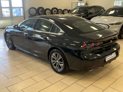 Peugeot 508 Allure*Full-LED*3-D-Navi*Cam*Leder*SHZ*PDC*