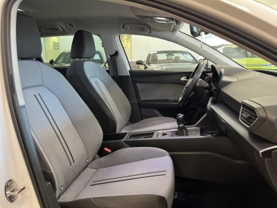 Seat Leon Style*NAVI*LED*PDC*SHZ*Klima*DAB+*