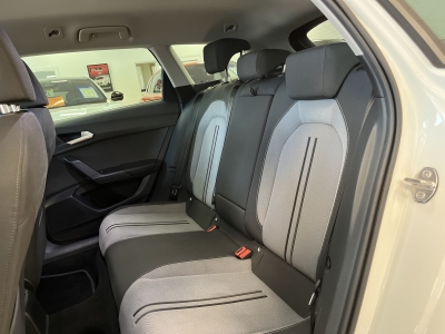 Seat Leon Style*NAVI*LED*PDC*SHZ*Klima*DAB+*