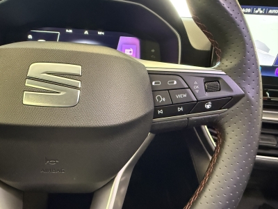 Seat Leon FR*LED*PDC*SHZ*Navi*BT-Audio*AmbienteLicht*