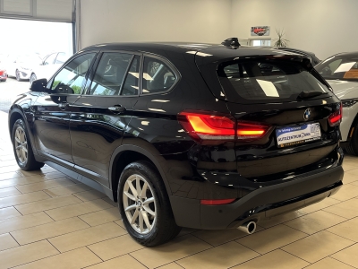 BMW X1 sDrive 18 i*Navi*Cam*SHZ+PDC*BT-Audio*Klima*
