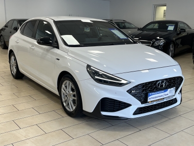 Hyundai i30 Fastback*N-Line*ACC*LED*Cam*SHZ*TeilLeder*1H
