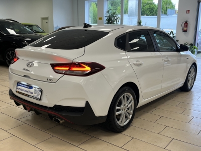Hyundai i30 Fastback*N-Line*ACC*LED*Cam*SHZ*TeilLeder*1H