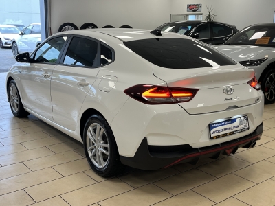 Hyundai i30 Fastback*N-Line*ACC*LED*Cam*SHZ*TeilLeder*1H