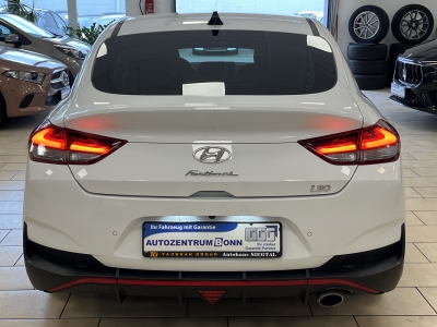 Hyundai i30 Fastback*N-Line*ACC*LED*Cam*SHZ*TeilLeder*1H