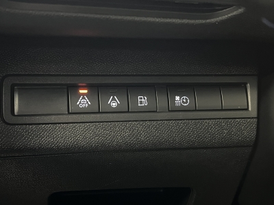 Peugeot 3008 Hybrid*GT*LED*Navi*R.Cam*ACC*Cockpit*Ambiente