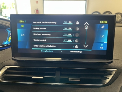 Peugeot 3008 Hybrid*GT*LED*Navi*R.Cam*ACC*Cockpit*Ambiente