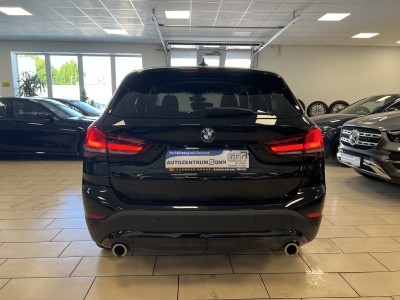 BMW X1 xDrive 20 d Advantage HiFi-Sound LED Navi ACC