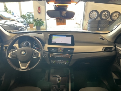 BMW X1 xDrive 20 d Advantage HiFi-Sound LED Navi ACC