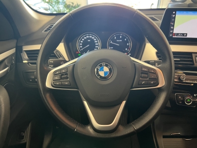 BMW X1 xDrive 20 d Advantage HiFi-Sound LED Navi ACC