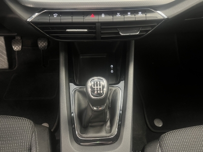 Skoda Octavia Ambition*LED*LaneAssist*4xSHZ*1.Hand*AHK