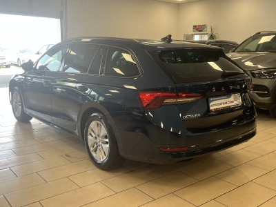 Skoda Octavia Ambition*LED*LaneAssist*4xSHZ*1.Hand*AHK
