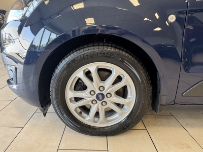 Ford Tourneo Connect Trend*AHK*R-Cam*Navi*SHZ*CarPlay*