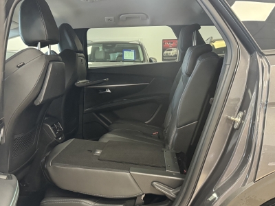 Peugeot 5008 Allure*7-Sitzer*LED*R-Cam*AHK*Navi*TeiLeder