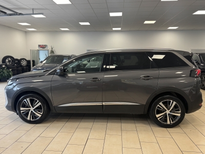 Peugeot 5008 Allure*7-Sitzer*LED*R-Cam*AHK*Navi*TeiLeder