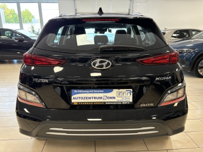 Hyundai KONA Select 2WD*ACC*R-Cam*CarPlay*SHZ*SOH:100%*