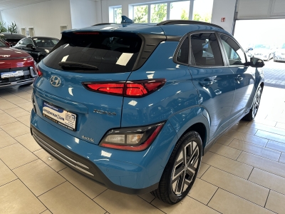 Hyundai KONA Edition 30+*2WD*Navi*CarPlay*Cam*SOH:100%*