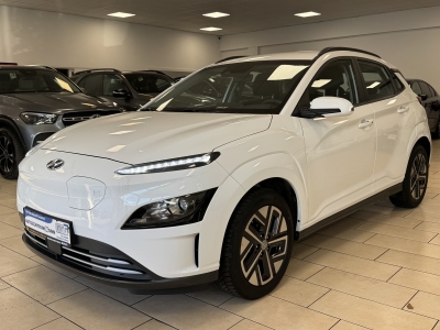 Hyundai KONA Select*2WD*ACC*CarPlay*Cam*WinterP.*SOH100%