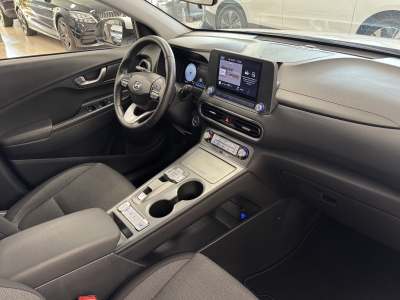 Hyundai KONA Select*2WD*ACC*CarPlay*Cam*WinterP.*SOH100%