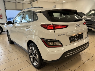Hyundai KONA Select*2WD*ACC*CarPlay*Cam*WinterP.*SOH100%