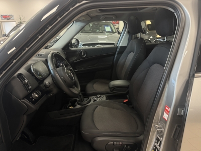 MINI Countryman Cooper SE Trim All4*Pano*LED*R-Cam*ACC