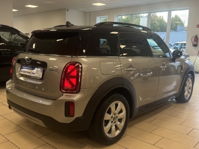 MINI Countryman Cooper SE Trim All4*Pano*LED*R-Cam*ACC