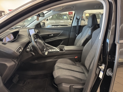Peugeot 5008 Allure*7-Sitzer*TeiLeder*CarPlay*SHZ*Navi*