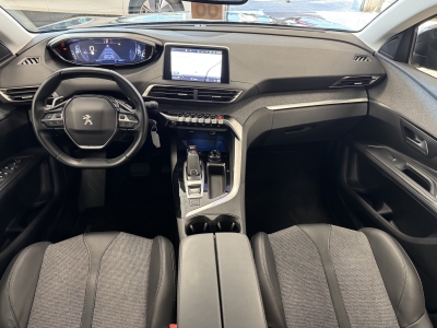 Peugeot 5008 Allure*7-Sitzer*TeiLeder*CarPlay*SHZ*Navi*