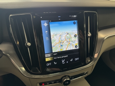 Volvo V60 R Design Plug-In Hybrid AWD*LED*Navi*R-Cam*