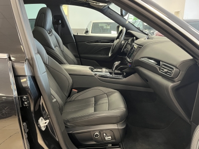 Maserati Levante Modena S Pano. Leder Harman/Kardon ACC 