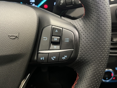 Ford Focus ST-Line*HUD*ACC*Navi*CarPlay*SHZ*LED*ParkAs*