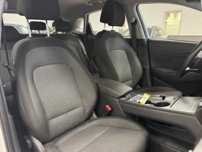 Hyundai KONA Select Elektro 2WD*ACC*R-Cam*CarPlay*SHZ*