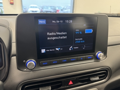 Hyundai KONA Select Elektro 2WD*ACC*R-Cam*CarPlay*SHZ*