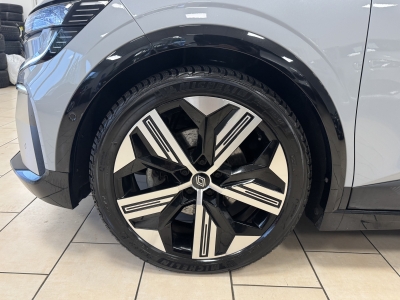 Renault Megane E-Tech Iconic EV60*360°Cam*LED*CarPlay*
