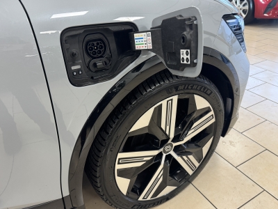 Renault Megane E-Tech Iconic EV60*360°Cam*LED*CarPlay*