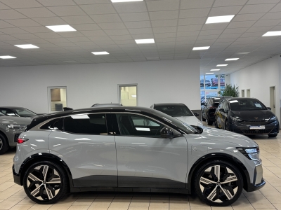 Renault Megane E-Tech Iconic EV60*360°Cam*LED*CarPlay*