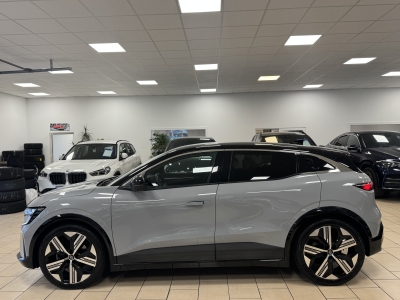 Renault Megane E-Tech Iconic EV60*360°Cam*LED*CarPlay*