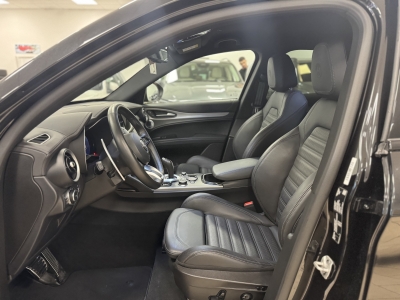 Alfa Romeo Stelvio Veloce*Q4*Sport*Harman/Kardon*Leder*ACC