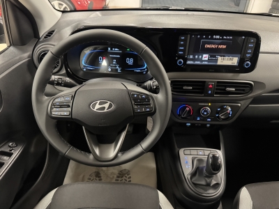 Hyundai i10 Pure*dig.Cockpit*R-Cam*CarPlay*Klima*Spuras*