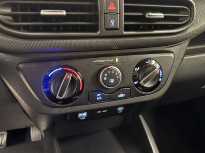 Hyundai i10 Pure*dig.Cockpit*R-Cam*CarPlay*Klima*Spuras*