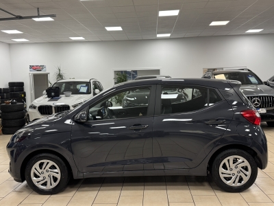 Hyundai i10 Pure*dig.Cockpit*R-Cam*CarPlay*Klima*Spuras*